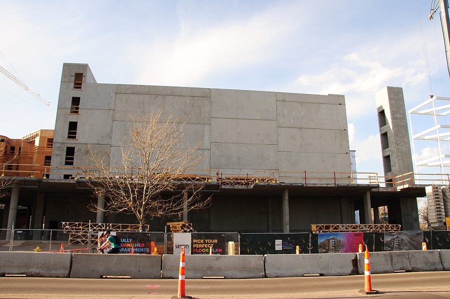 Union on Elizabeth by Brian LoBue