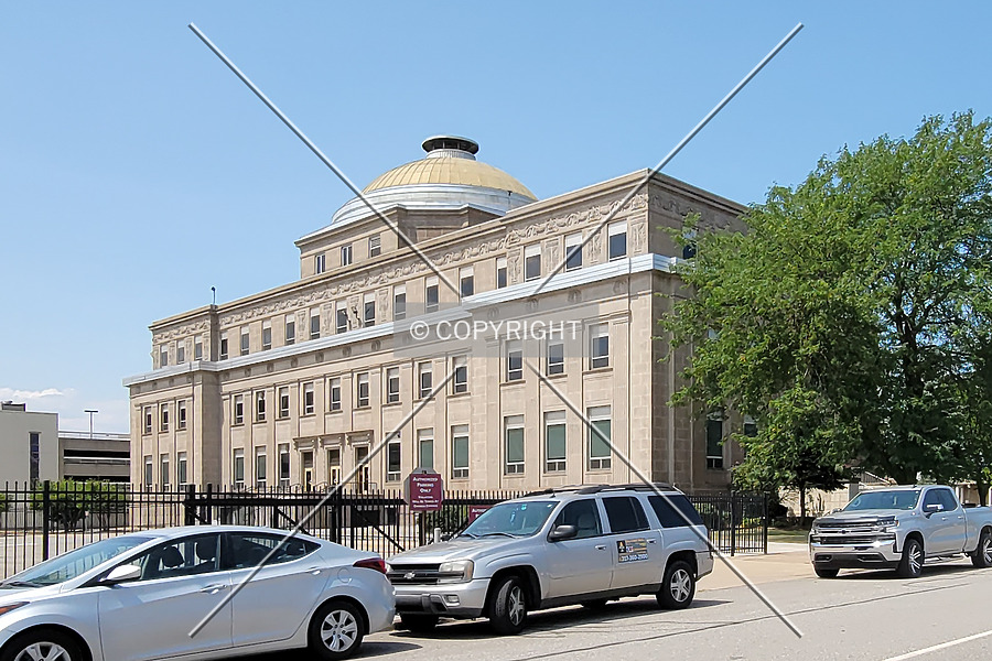 Superior Courthouse by Ryan Hildebrand