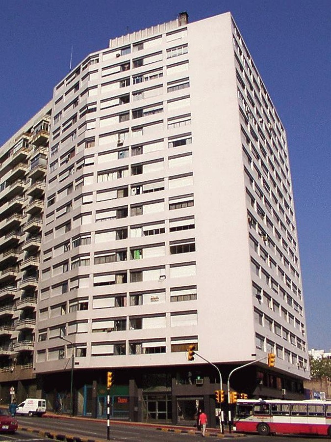 Edificio Danubio by Daniel Kieckhefer