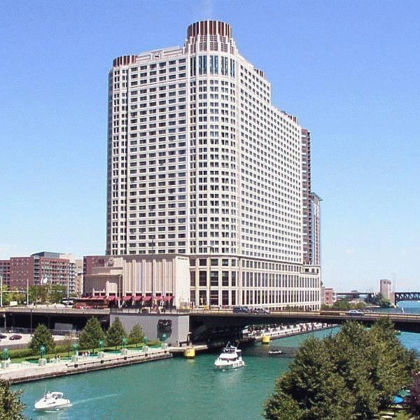 Sheraton Chicago Hotel & Towers by Daniel Kieckhefer