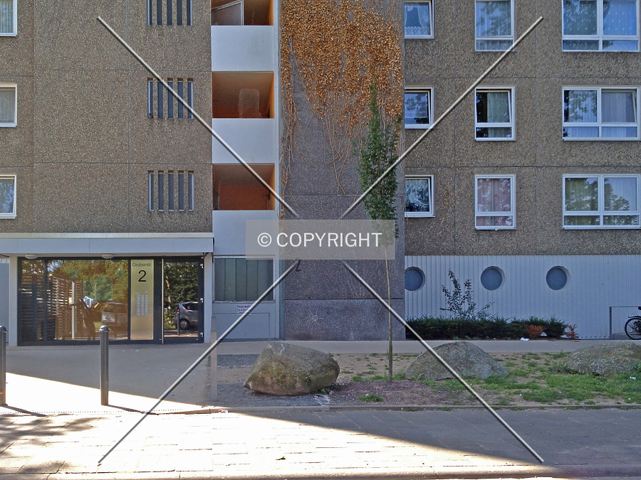 Gruberstraße 2-18 by Nephilim