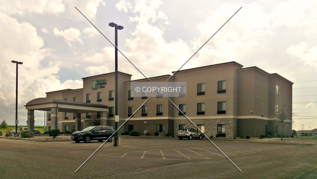Holiday Inn Express & Suites Sikeston
