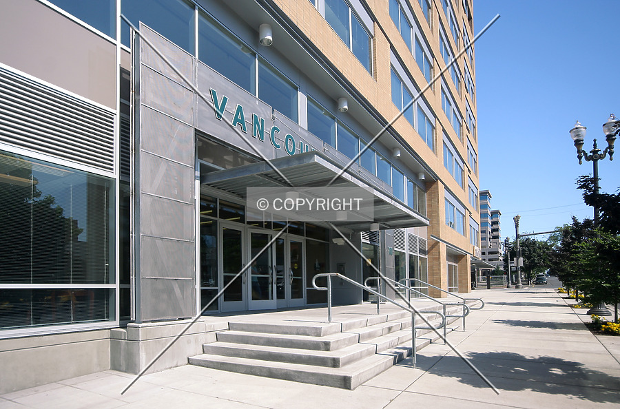 Vancouver Center 3 - Viewpoint by Serdica