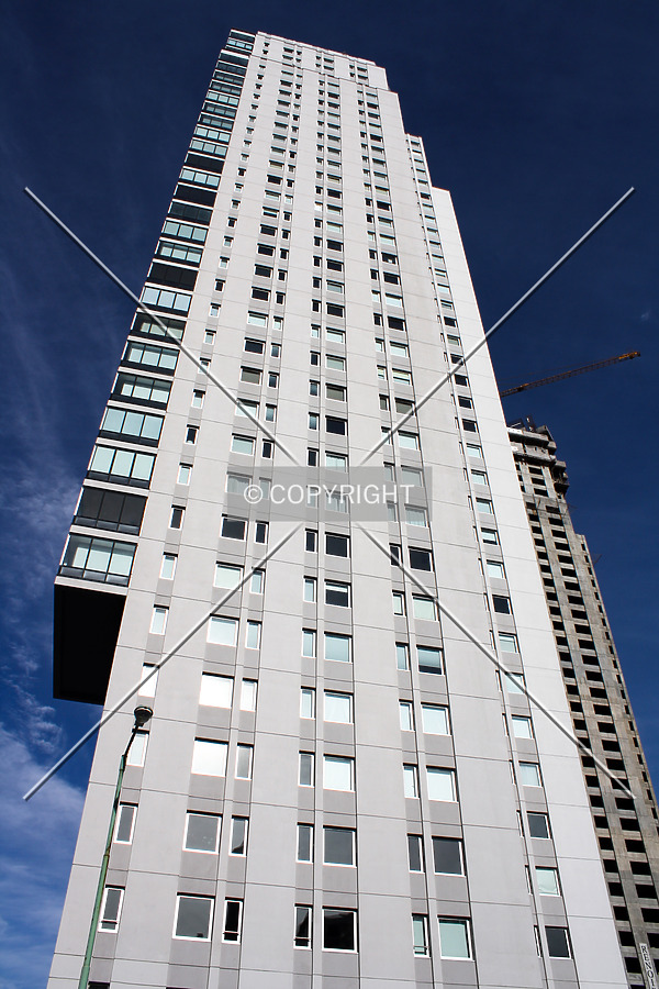 Torre Renoir 1 by Maximiliano Buono