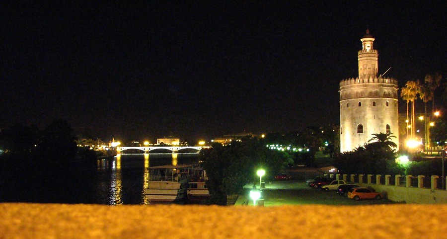 Torre del Oro by Edoardo Marchetti