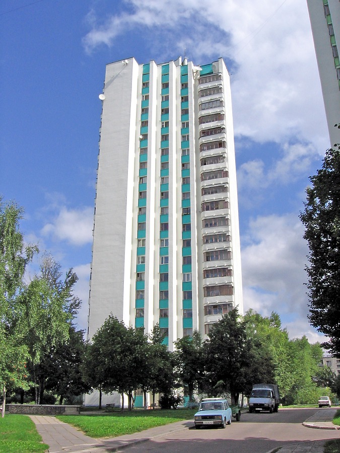 Ulitsa Kalinovskogo 54-3 by Alexei Bobko