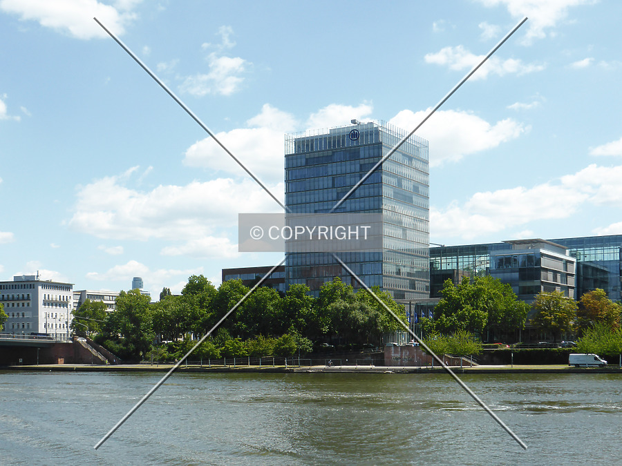 Allianz-Kai by Nephilim