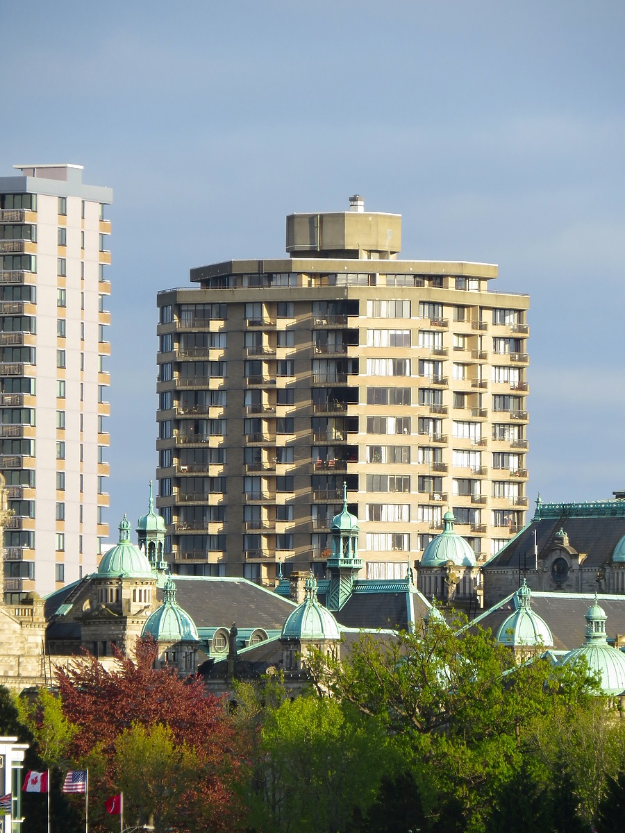 Roberts House by James Peacock