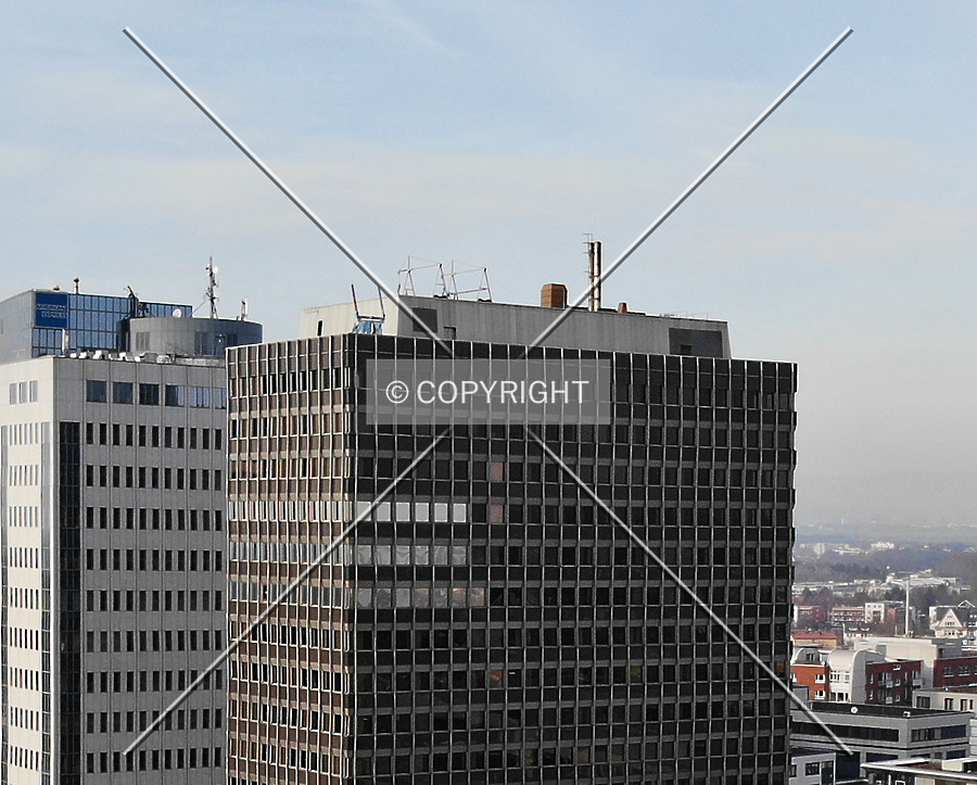 Theodor-Heuss-Allee 110 by Nephilim