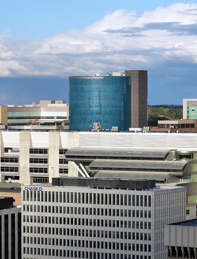 Helen DeVos Children's Hospital by Nate Lindsey