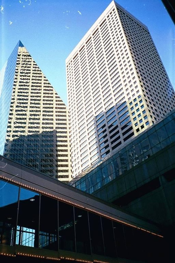 Minneapolis Marriott City Center by Rick Bronson