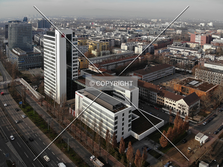 Sparkassen Informatik Hochhaus by Nephilim
