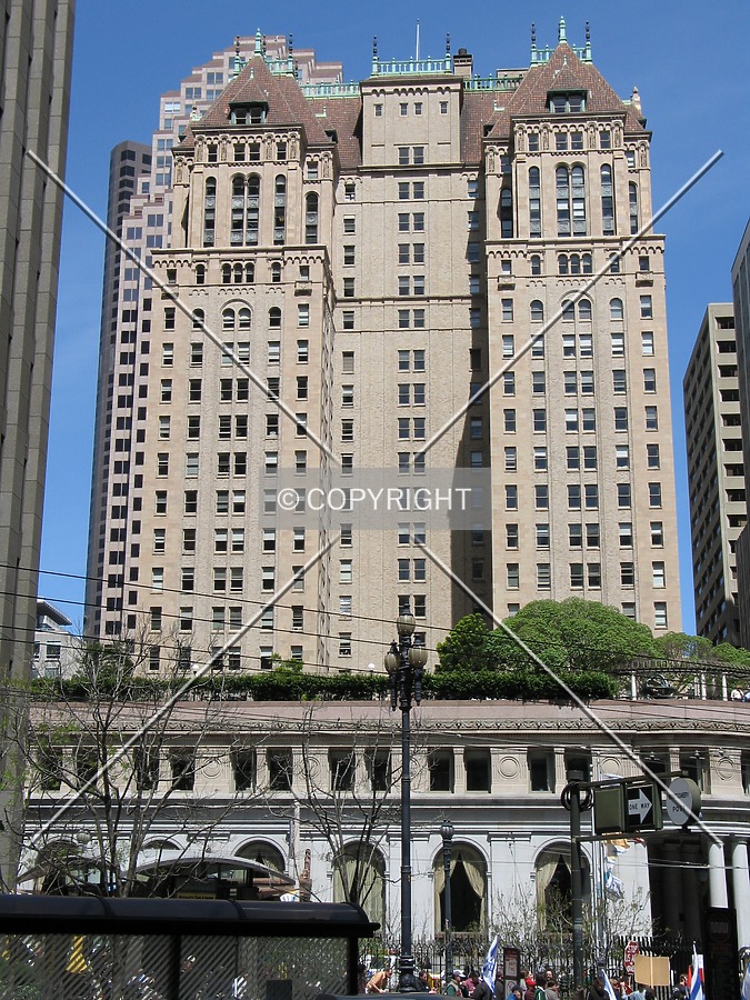 Hunter-Dulin Building by Emmanuel D.