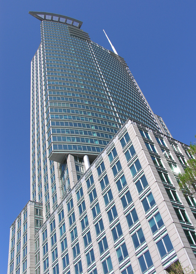 Le 1250 Boulevard René-Lévesque by Rogan Coles