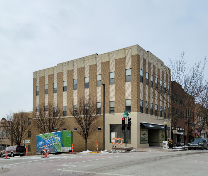 240 East High Street