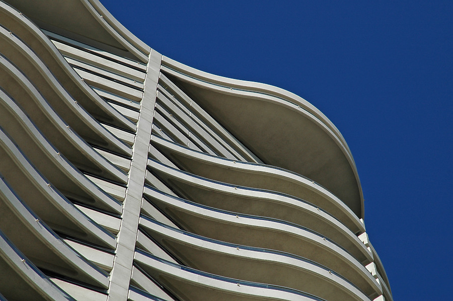 Horizon Apartments by John Bek