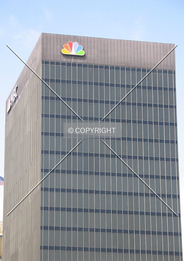 225 Broadway by Emmanuel D.