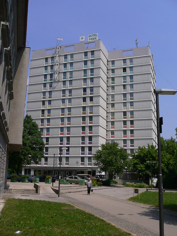 PC Hotel Park by Tomi Eronen