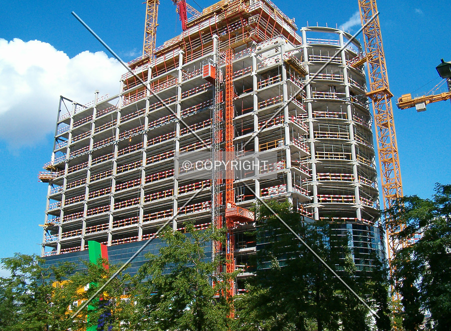 Ellipse Building A by René Hogendijk