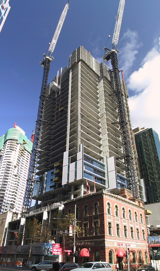 Lumière Residences by John Bek