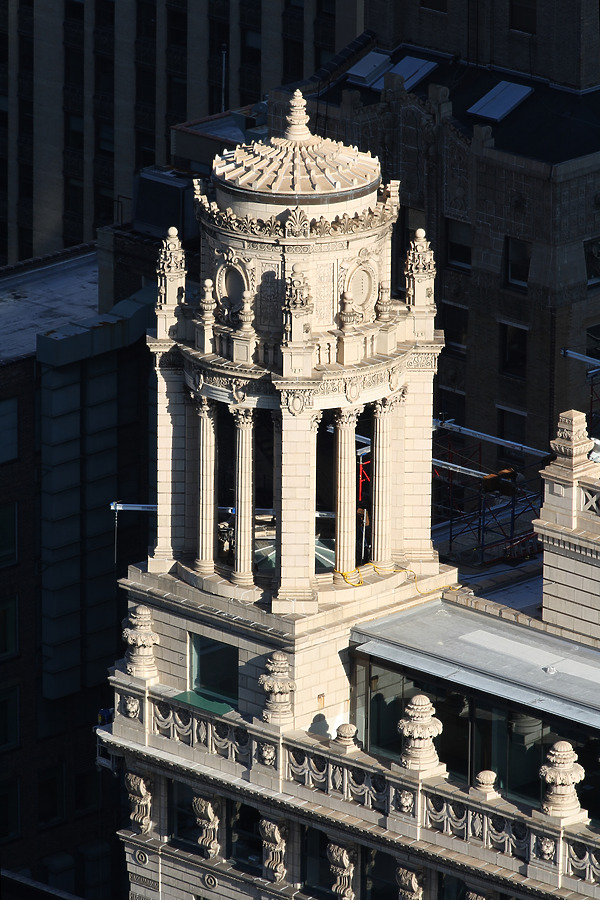 35 East Wacker Drive by Michiel van Dijk