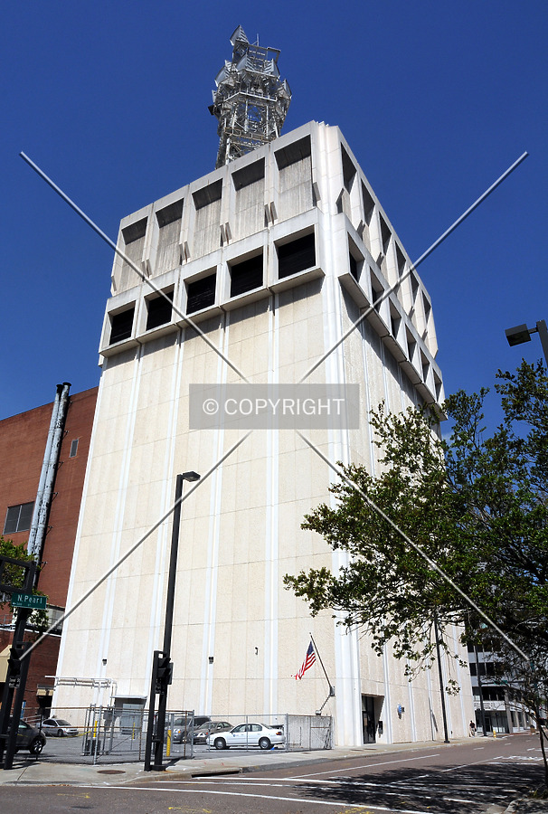 AT&T Building by Jorge Molina