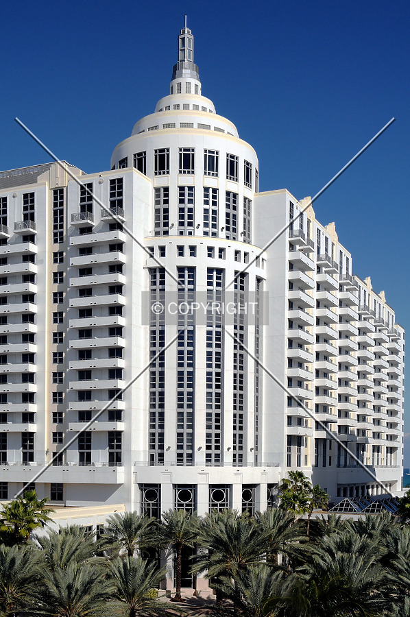Loews Miami Beach Hotel South Beach by Jorge Molina