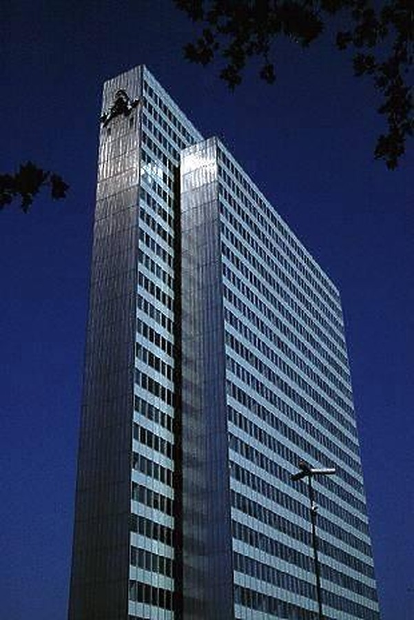 Thyssenhaus by John Cahill