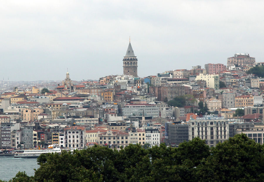 Galata Tower by Kjetil Balog