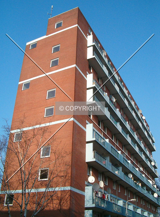 Jan Wiegersstraat 1-127 by René Hogendijk