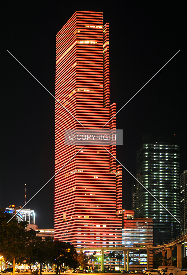 Miami Tower by Jorge Molina