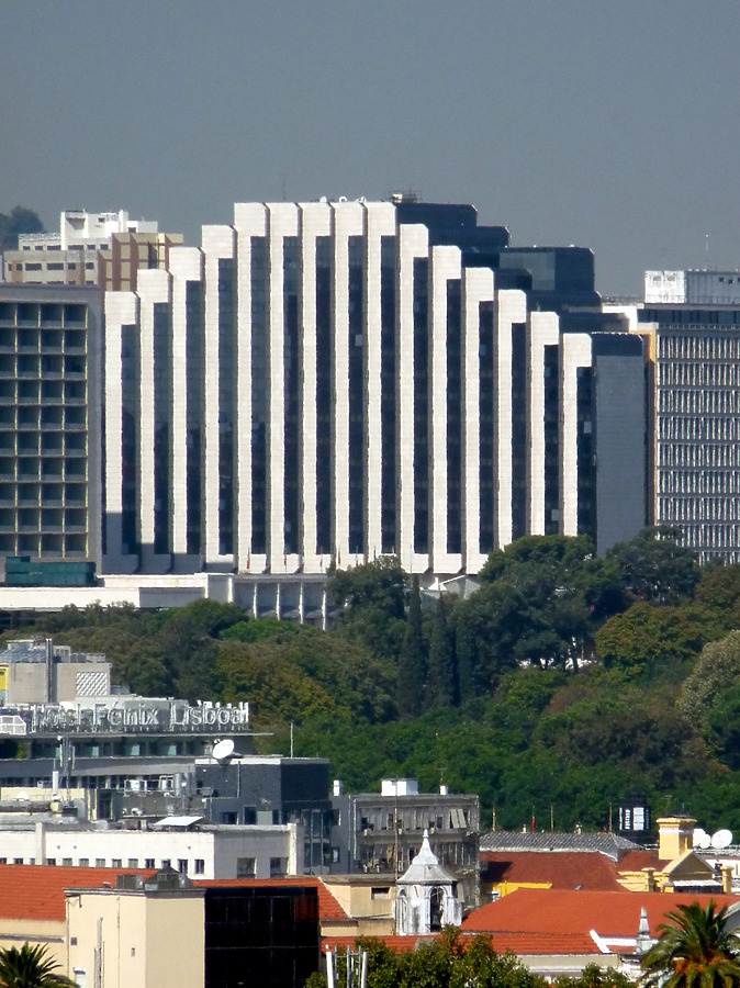 Meridien Park Atlantic Lisboa Hotel by Robin Spetz