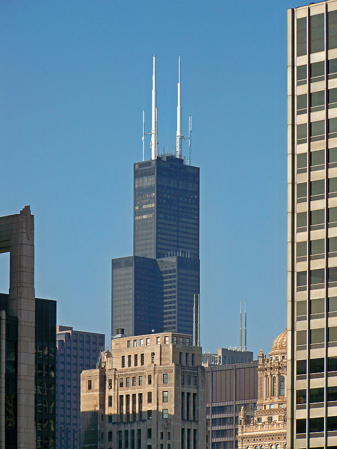 Willis Tower by Ryan Hildebrand