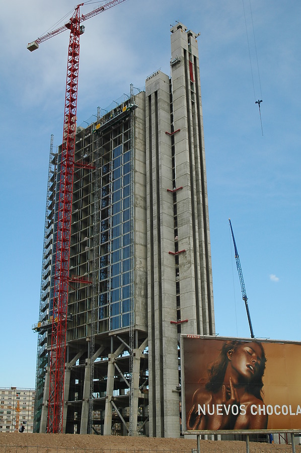 Hesperia Tower by David Guija
