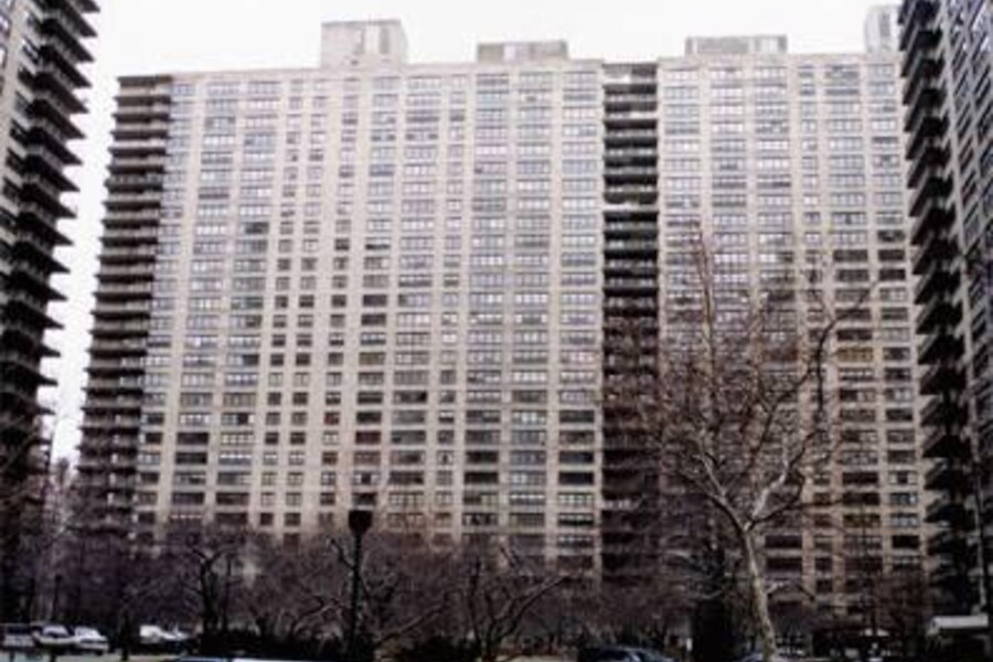 Lincoln Towers Apartments III