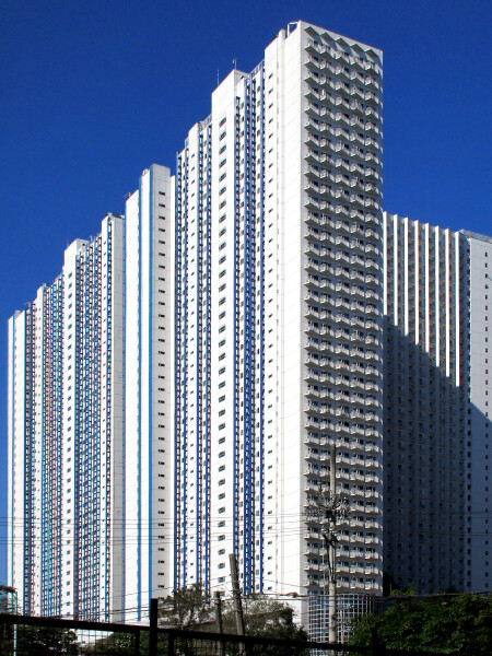 Jazz Residences, Violin Tower