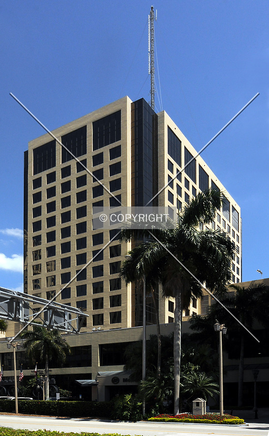 Two Datran Center by Jorge Molina