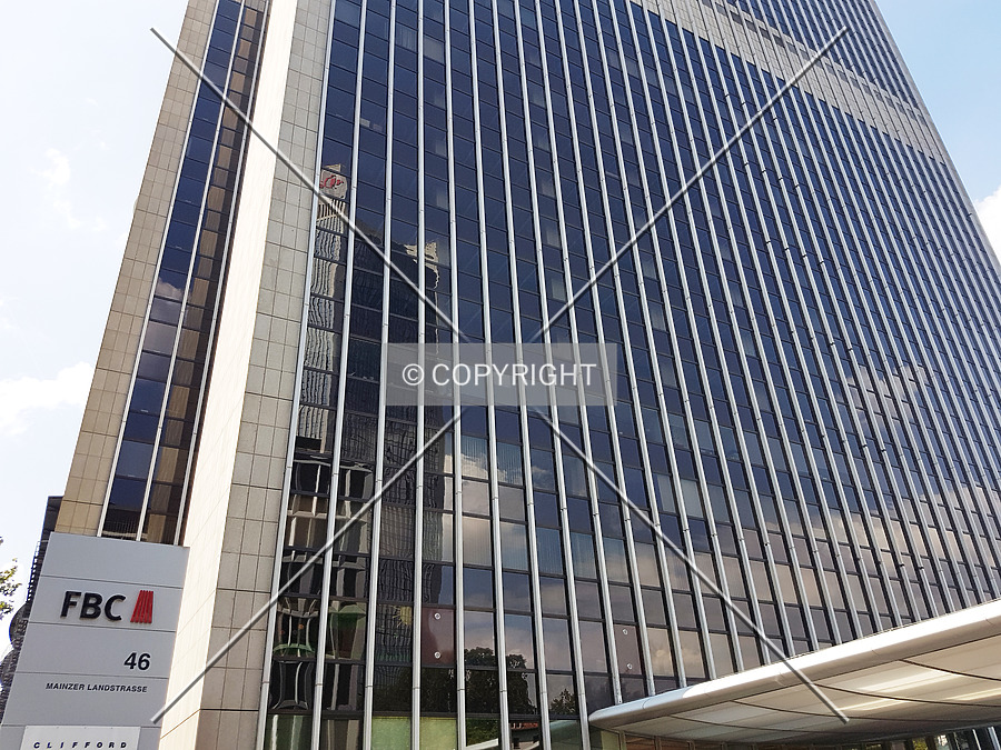 Frankfurter Büro Center by Nephilim