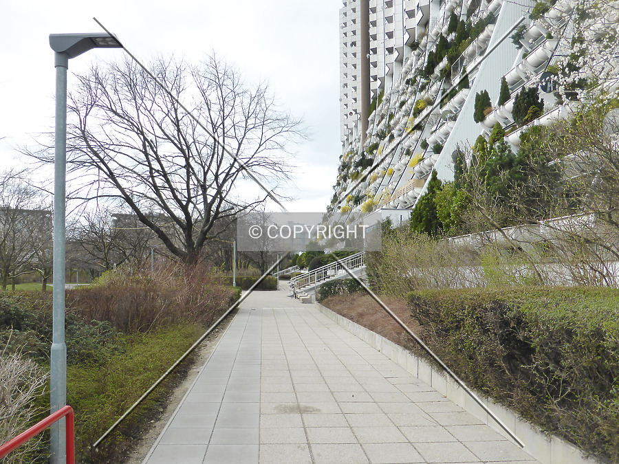 Wohnpark Alterlaa - Block C1-C4 by Nephilim
