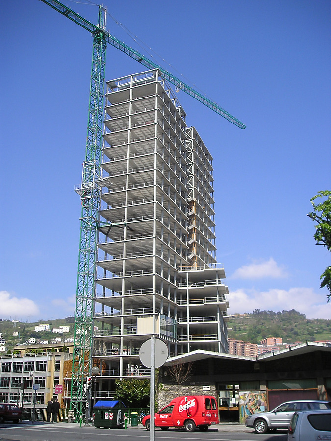 Isozaki Atea I by Mikel Allende