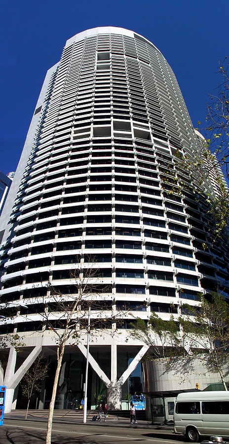 Grosvenor Place by John Bek