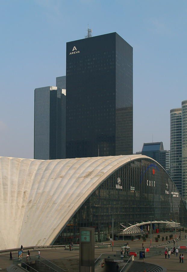 Tour Areva by Cesar Serrano
