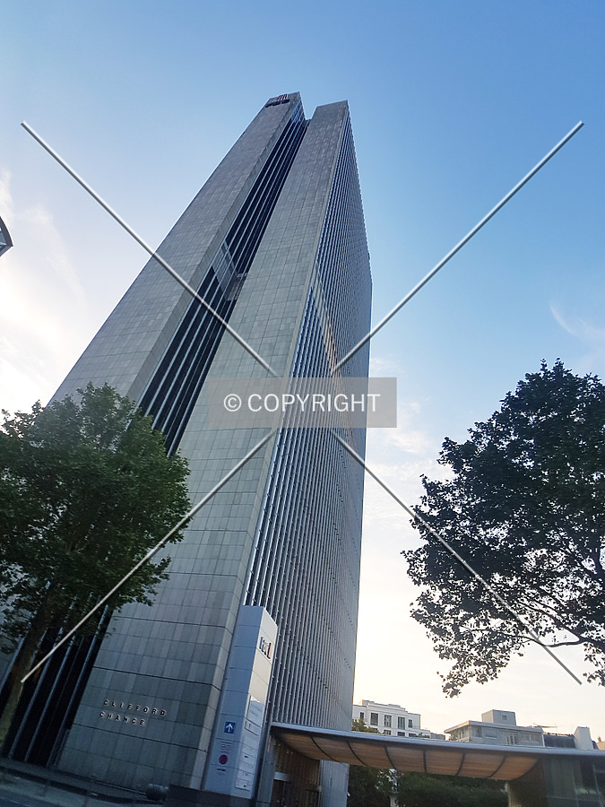 Frankfurter Büro Center by Nephilim