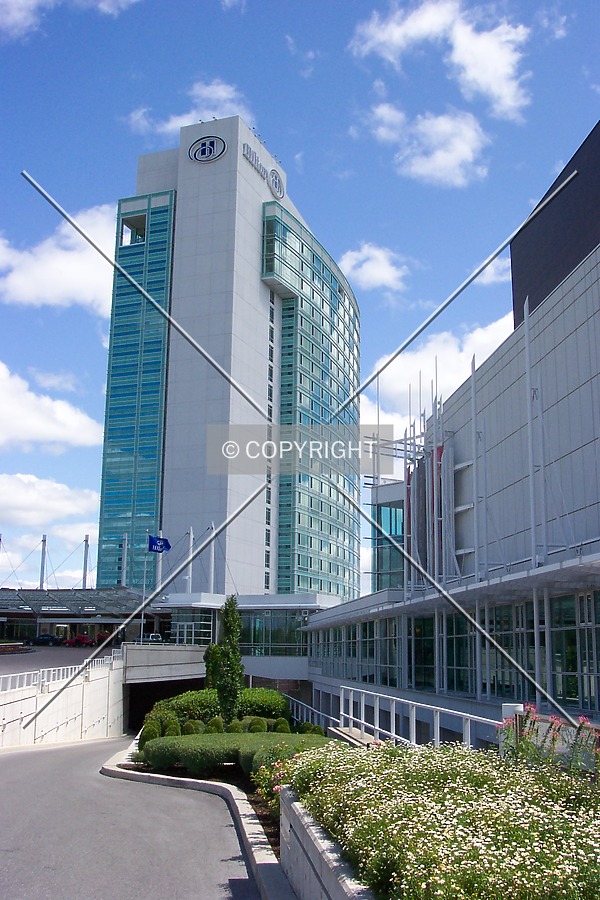 Hilton Lac Leamy by Eric Blyth