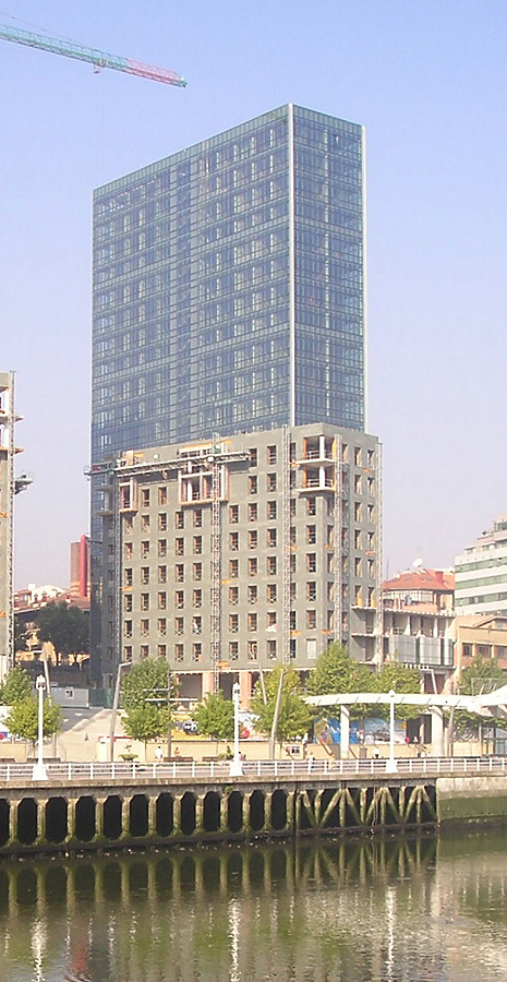 Isozaki Atea I by Mikel Allende