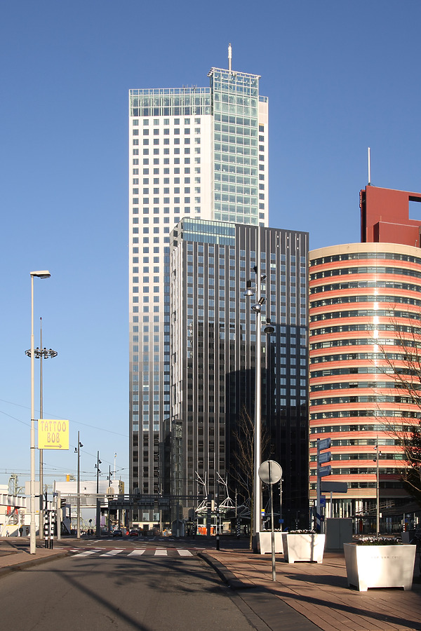 Maastoren by Michiel van Dijk