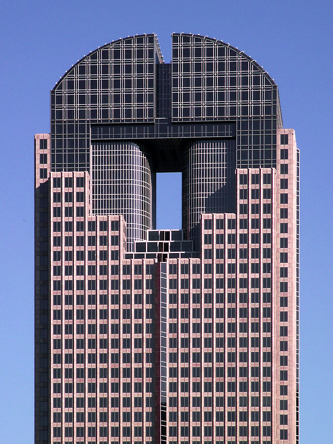 JP Morgan Chase Tower by Daniel Kieckhefer