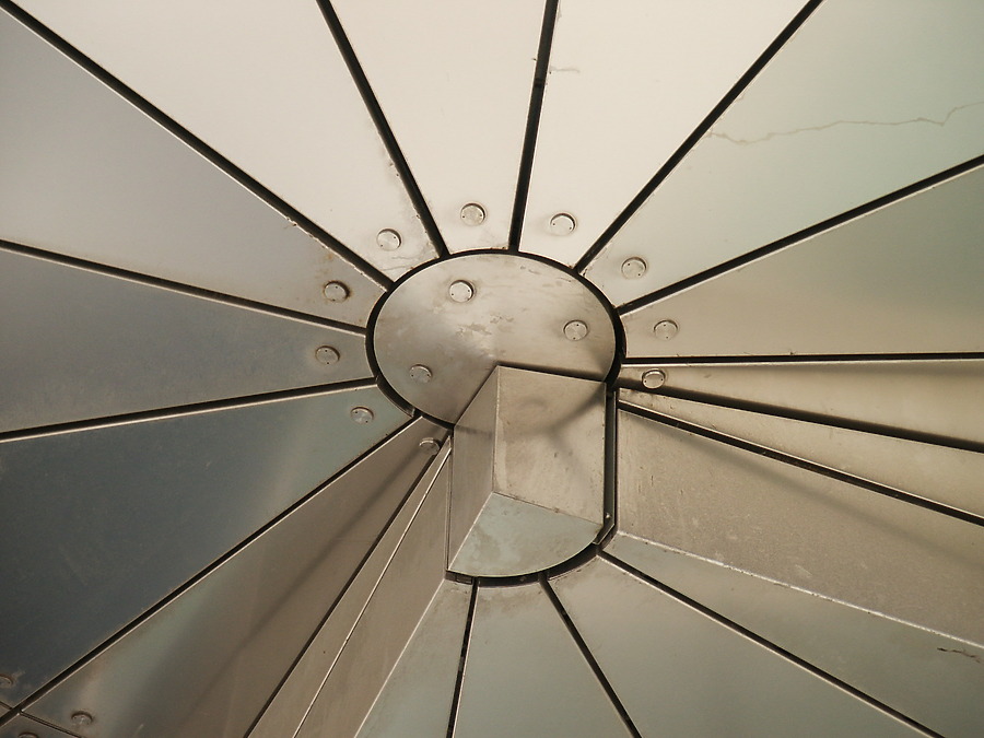 Tour EDF by Daniel Kieckhefer