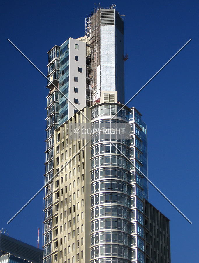 Mulieris torre Norte by Maximiliano Buono