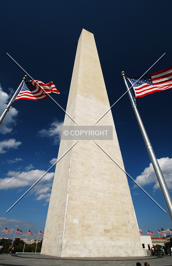Washington Monument by Royce Douglas